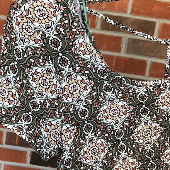 Short Sleeve Knit Dress with Strappy Back - Picture 3 of 6